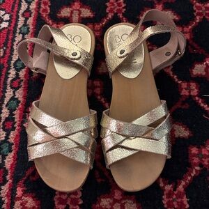 Stylish Women's Gold Sandals